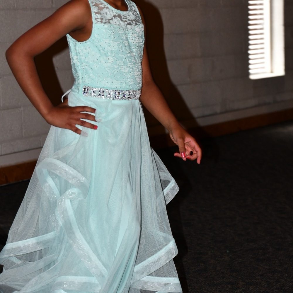 Mint green formal dress for girl sz 10